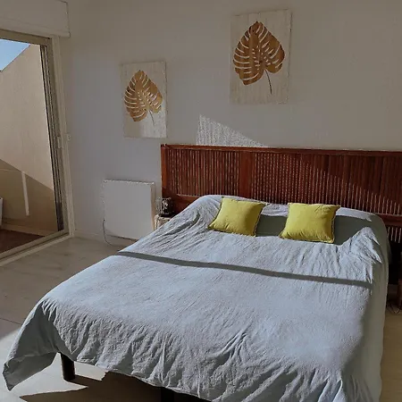 Apartment Le Rooftop Des Elmes, T2 Vue