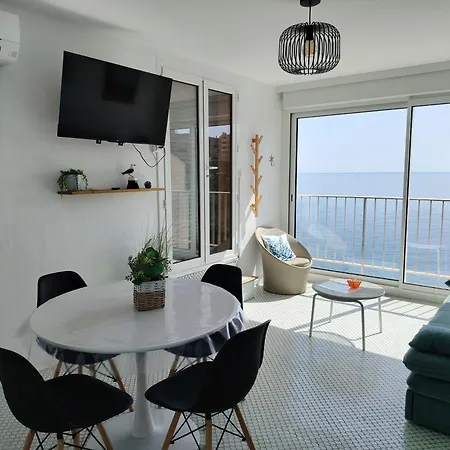 Le Rooftop Des Elmes T2 Vue * 바뉼쉬르메르